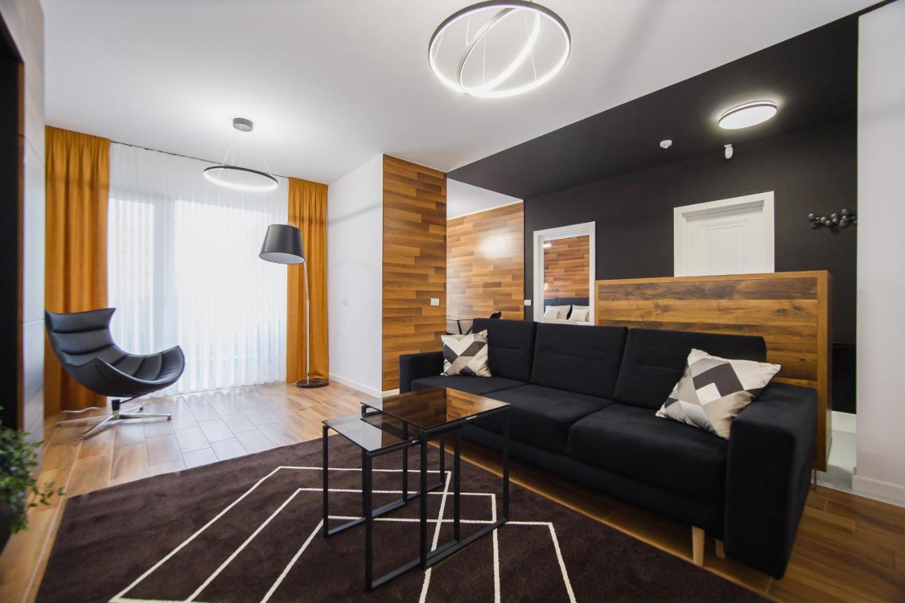 Chocolate Delight At West Residence Oradea Exterior foto